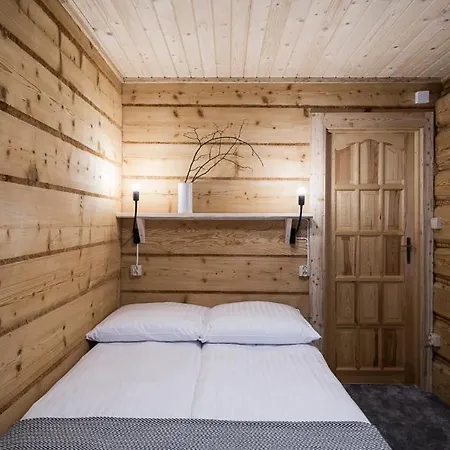 Local 21a شاليه