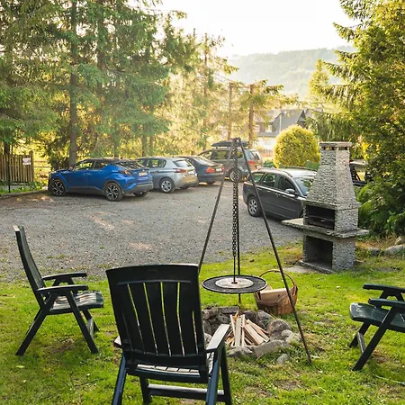 בקתה Local 21a *